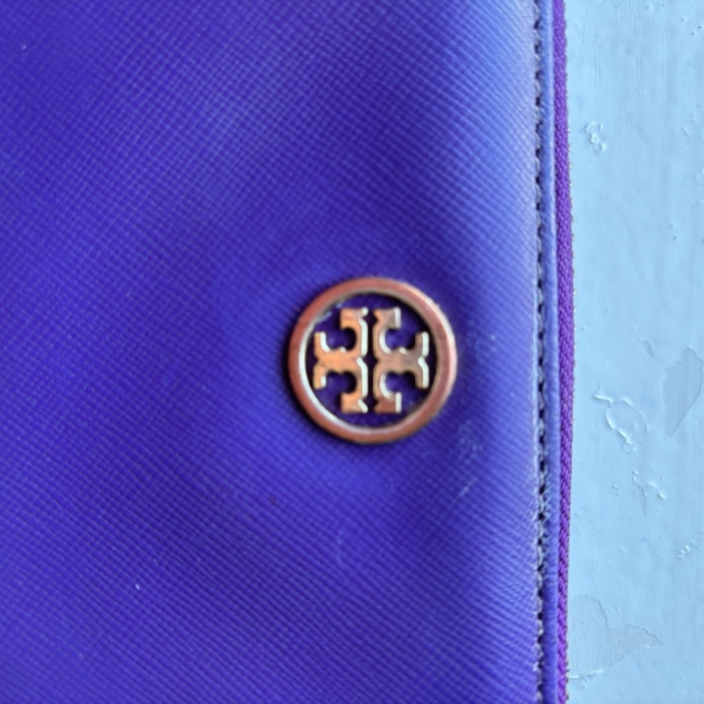 Tory Burch wallet - Picture 2 of 5